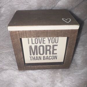 Primitives by Kathy adorable Brown Wooden Box with cards to change sign